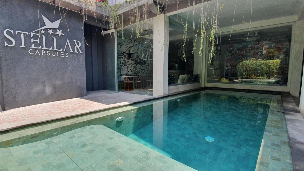 Stellar Capsules Hostel Seminyak  Ngoại thất bức ảnh Solar Capsules