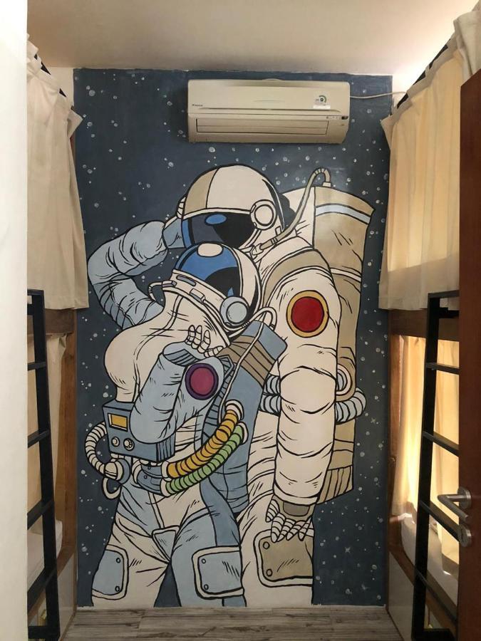 Stellar Capsules Hostel Seminyak  Ngoại thất bức ảnh