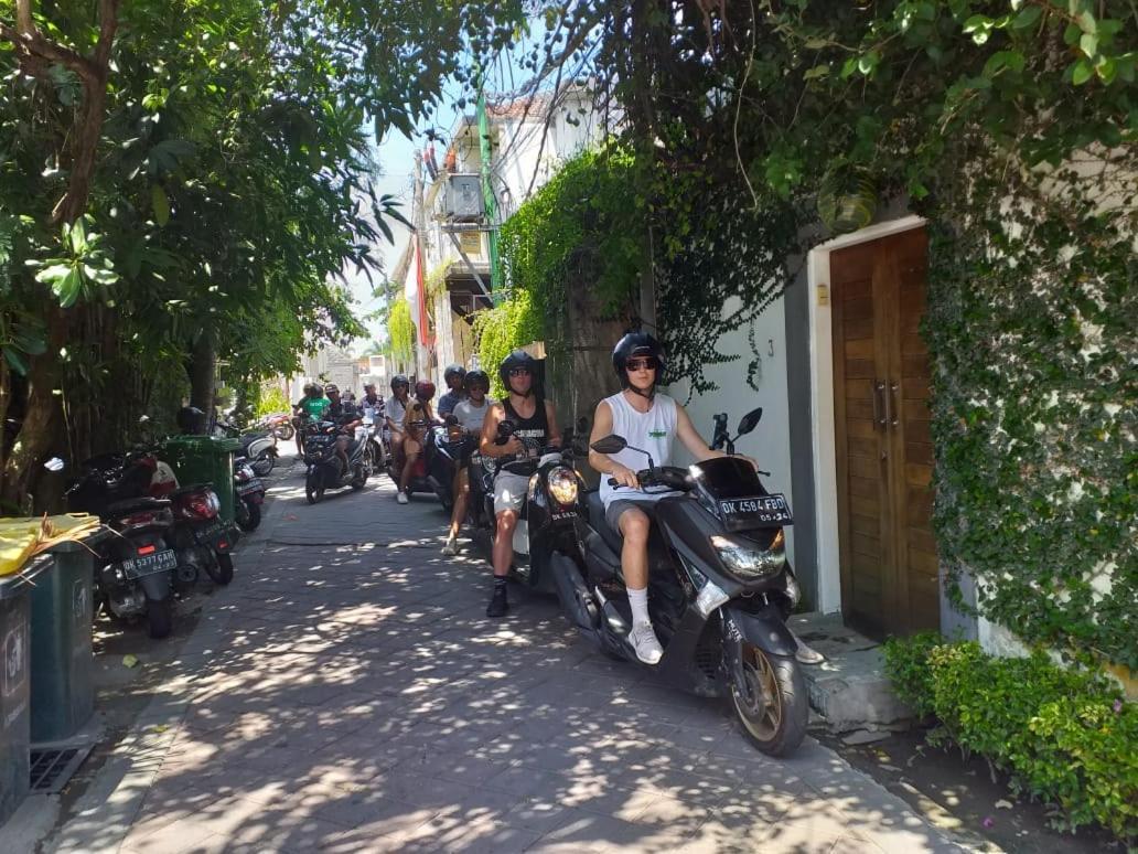 Stellar Capsules Hostel Seminyak  Ngoại thất bức ảnh Street in Canggu